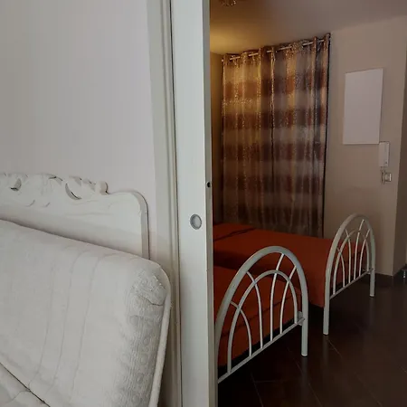 公寓 Avec Jardin *